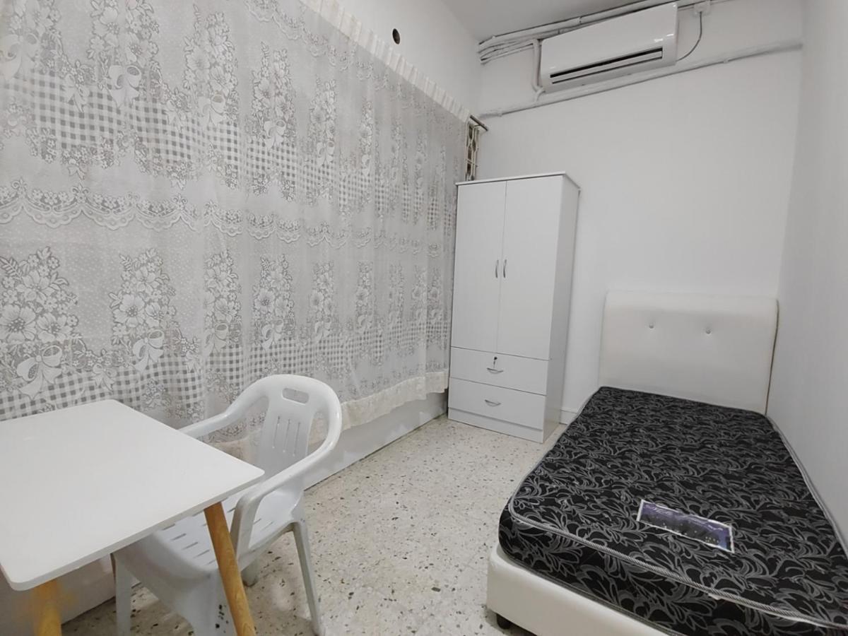 Gp Hostel Penang Джордж Таун Екстериор снимка