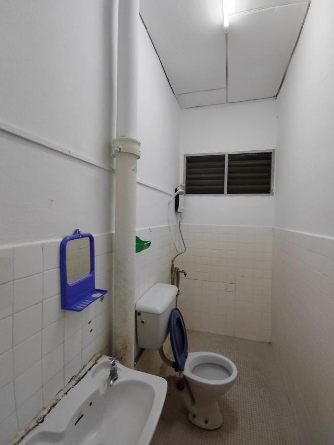 Gp Hostel Penang Джордж Таун Екстериор снимка