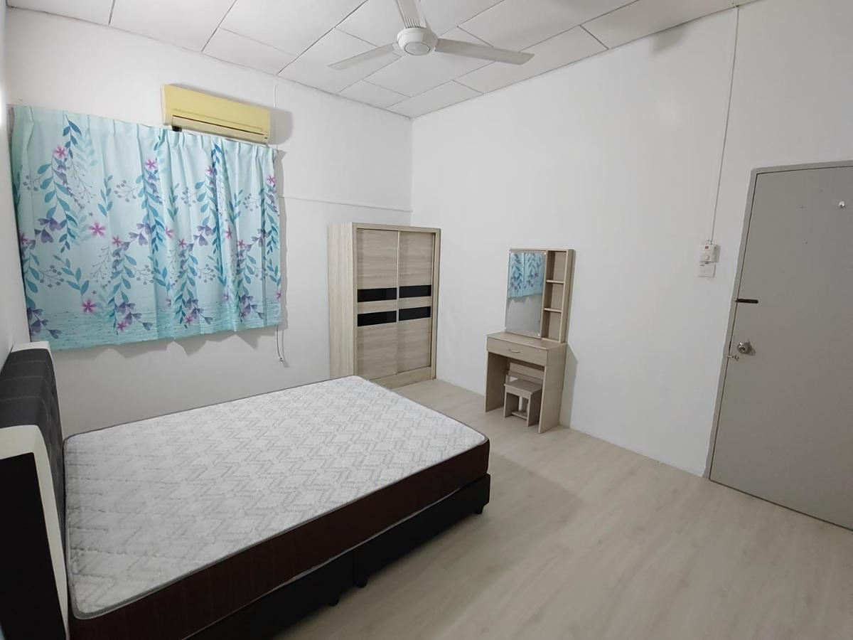 Gp Hostel Penang Джордж Таун Екстериор снимка